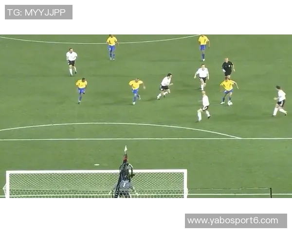 大罗回忆2002年世界杯中国队表现出色几名球员令我深刻印象