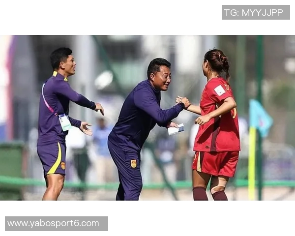 中国U17女足主帅王洪亮展望世界杯小组出线目标期待带给球迷新体验