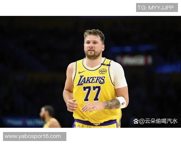 吉莱斯皮称湖人实力强大东契奇缺阵也能依靠其他球员表现