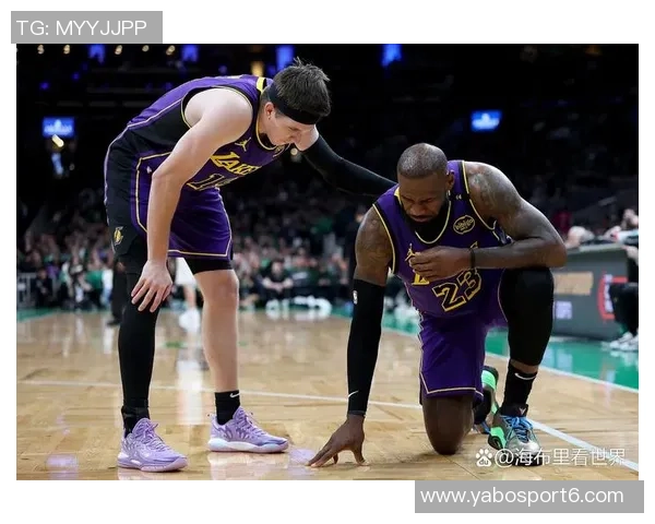 湖人阵容捉襟见肘仅剩十人出战背靠背对抗开拓者三名双向合同球员参战 湖人阵容捉襟见肘仅剩十人出战背靠背对抗开拓者三名双向合同球员参战